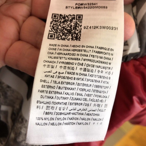 NWOT Guess Valentines Red Puffer Coat Retro Black & White Photo Lining Women XS - Picture 8 of 16